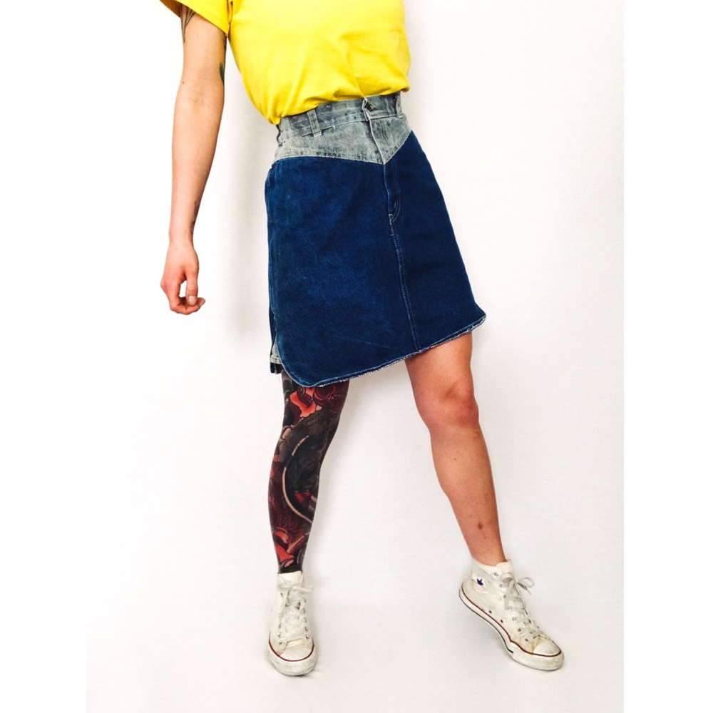 Vintage Two-tone Stonewash Western Denim Skirt | Size M